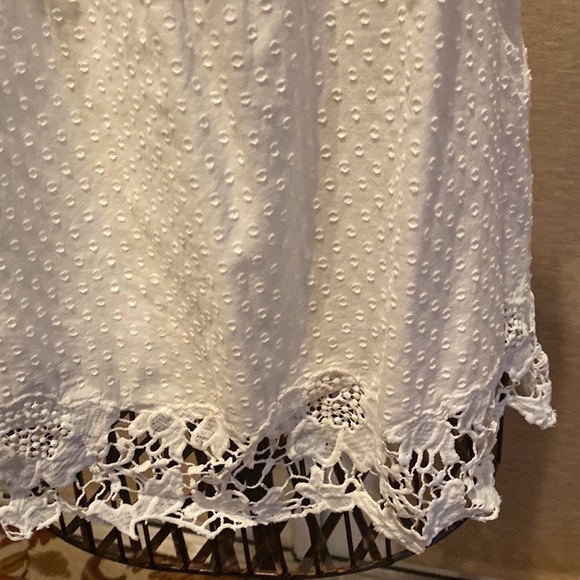 Anthropologie white Swiss dot and lace top - Picture 4 of 10